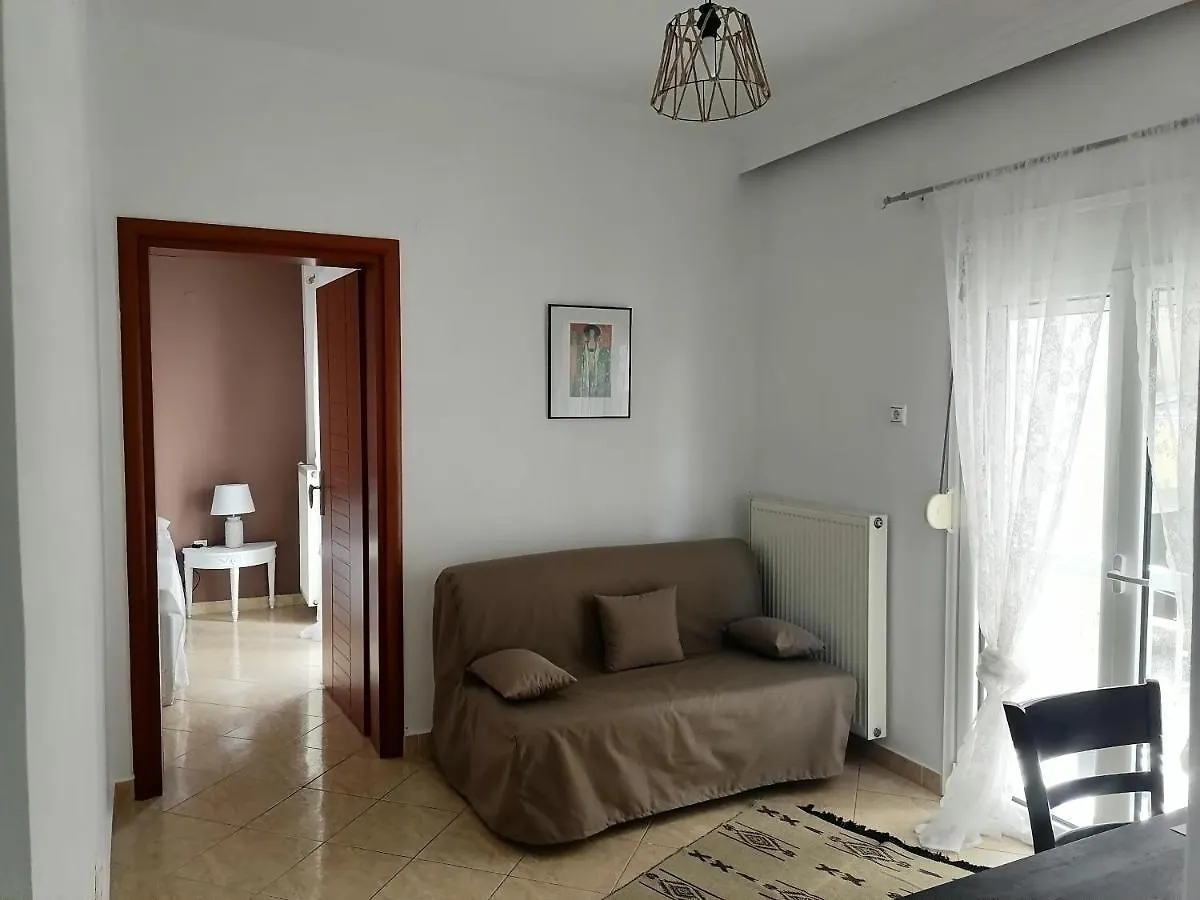 Four Reasons Apts Ampelokipi Thessaloniki 0*,  Greece